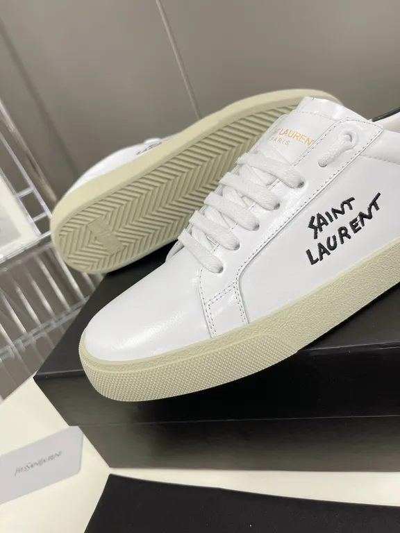 Saint Laurent Shoe 